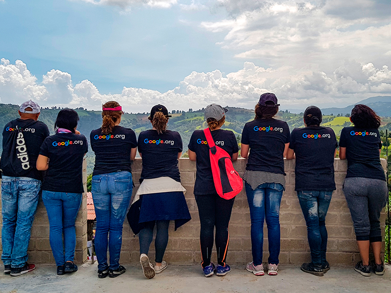 Voluntariado Adobe Home