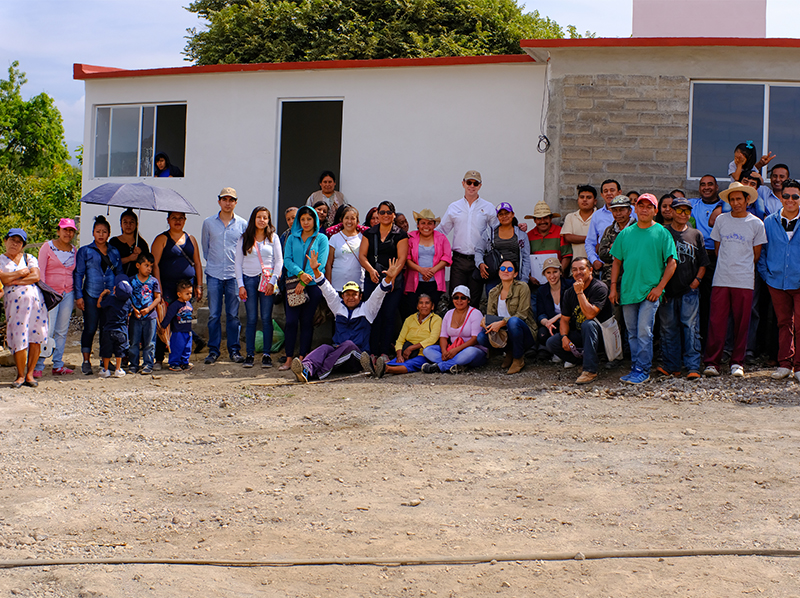 Voluntariado Adobe Home